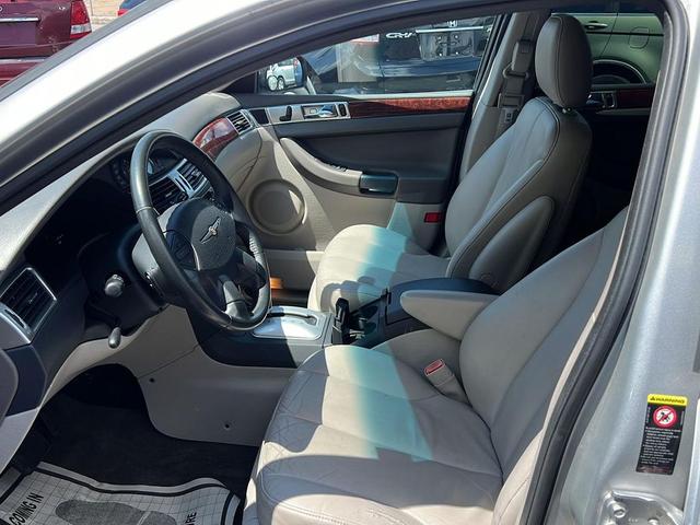 Photo of 2004 Bright Silver Metallic Clearcoat Chrysler Pacifica