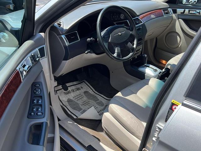 Photo of 2004 Bright Silver Metallic Clearcoat Chrysler Pacifica