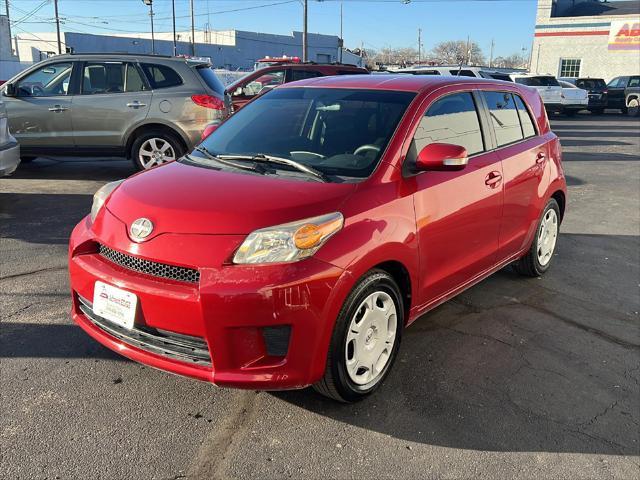 Photo of 2013 Silver Ignition Scion xD