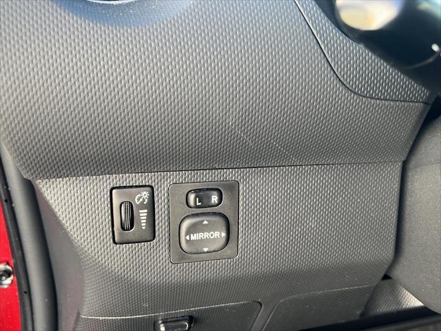 Photo of 2013 Silver Ignition Scion xD