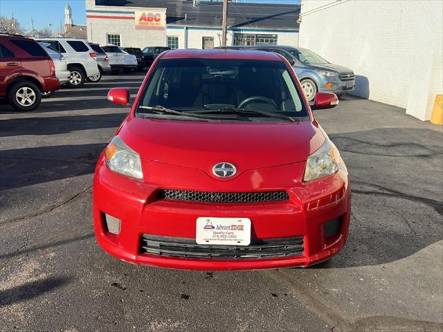 Photo of 2013 Silver Ignition Scion xD
