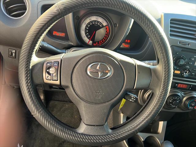 Photo of 2013 Silver Ignition Scion xD