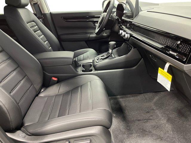 Photo of 2026 Platinum White Honda CR-V