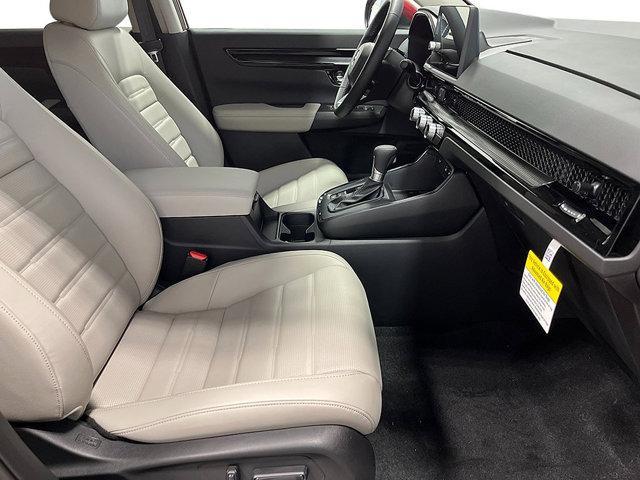Photo of 2026 Platinum White Honda CR-V