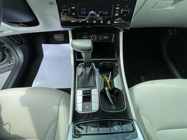 Photo of 2023 Shimmering Silver Hyundai TUCSON