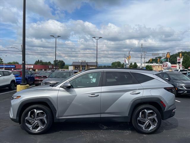 Photo of 2023 Shimmering Silver Hyundai TUCSON