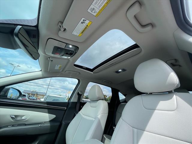 Photo of 2023 Shimmering Silver Hyundai TUCSON