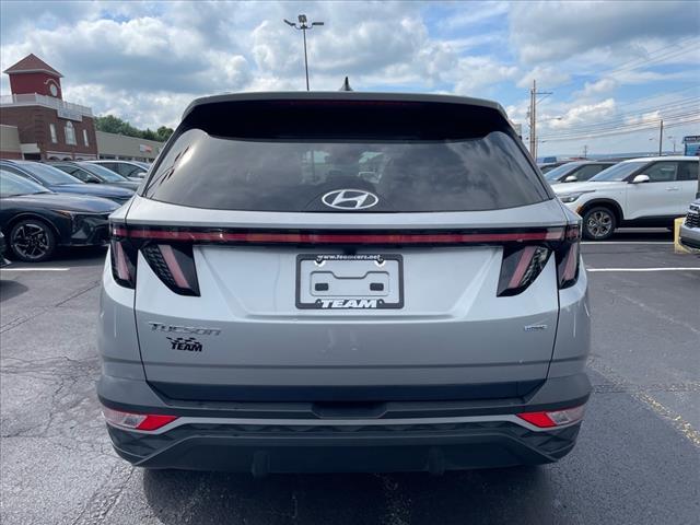 Photo of 2023 Shimmering Silver Hyundai TUCSON