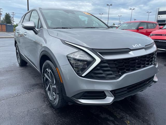 Photo of 2023 Steel Gray Kia Sportage Hybrid