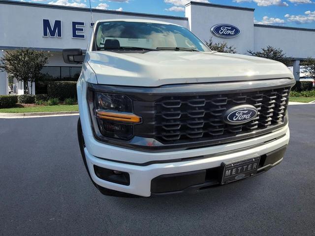 Photo of 2024 Oxford White Ford F-150