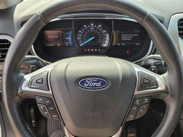 Photo of 2018 White Platinum Ford Fusion