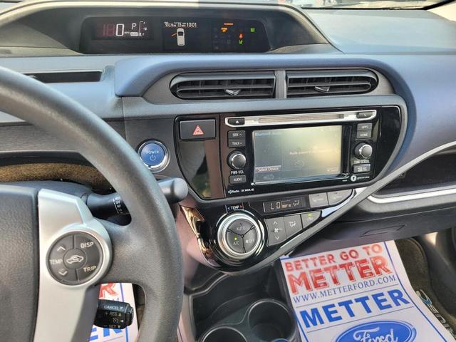 Photo of 2016 Magnetic Gray Metallic Toyota Prius c