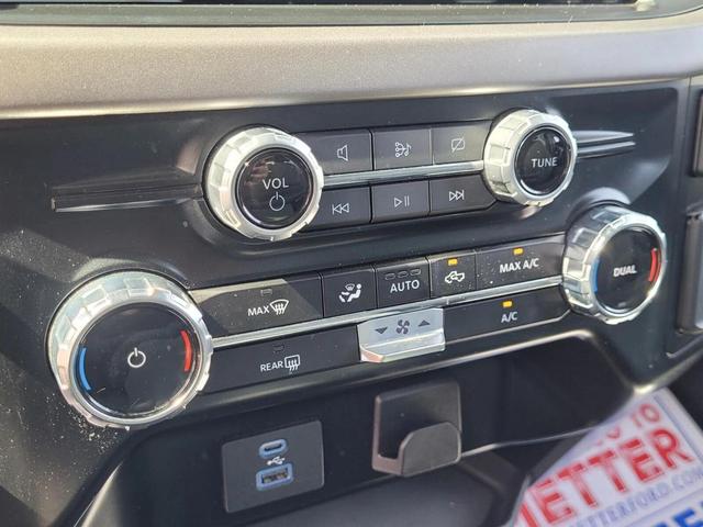 Photo of 2024 Oxford White Ford F-150