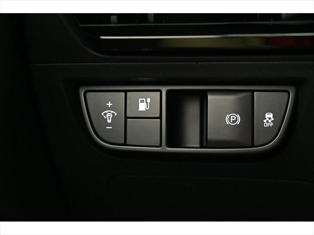 Photo of 2025 Runway Red Kia EV6