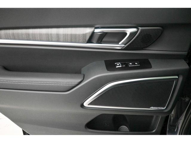 Photo of 2025 Panthera Metal Kia Telluride