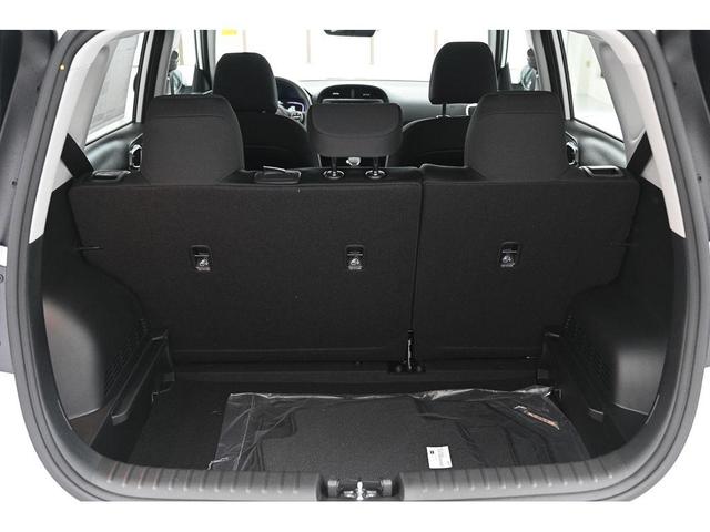 Photo of 2025 Snow White Pearl Kia Soul