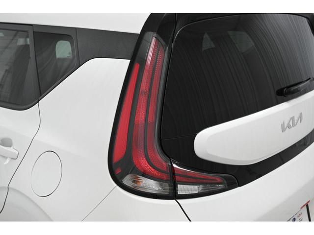 Photo of 2025 Snow White Pearl Kia Soul