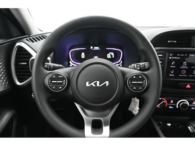 Photo of 2025 Snow White Pearl Kia Soul