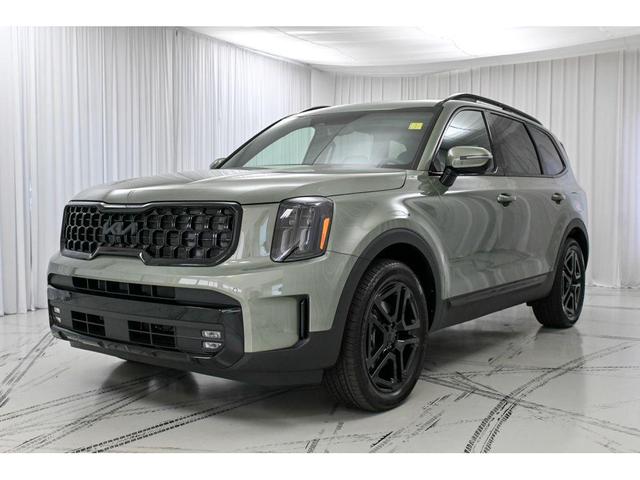 Photo of 2025 Dark Moss Kia Telluride