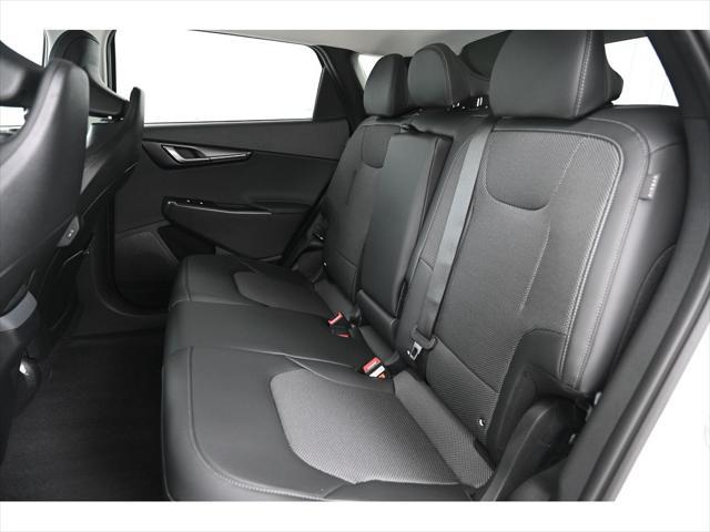 Photo of 2025 Glacier White Pearl Kia EV6