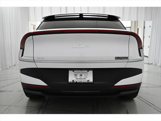 Photo of 2025 Glacier White Pearl Kia EV6