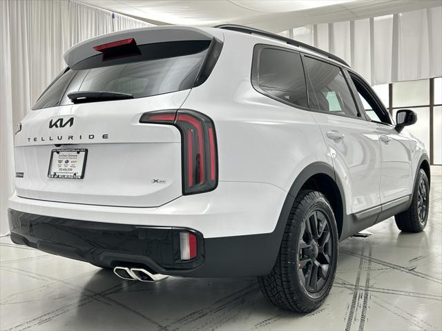 Photo of 2025 Glacial White Pearl Kia Telluride