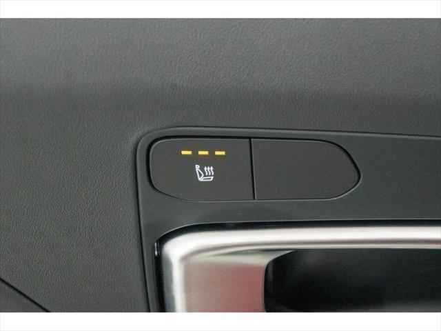 Photo of 2025 Currant Red Kia K4
