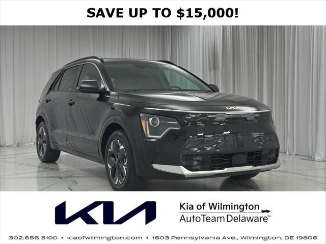 Photo of 2025 Aurora Black Pearl Kia Niro EV