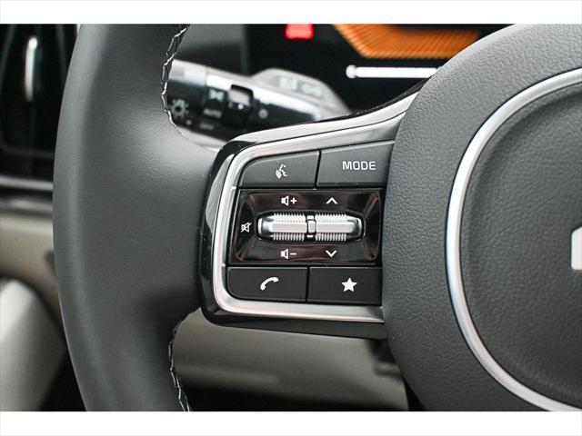 Photo of 2025 Jungle Green Kia Sorento