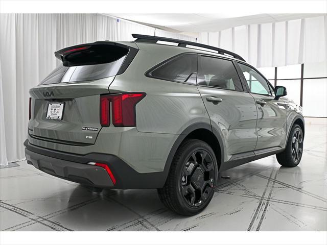 Photo of 2025 Jungle Green Kia Sorento