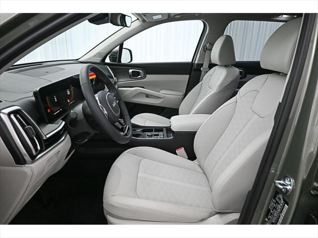 Photo of 2025 Jungle Green Kia Sorento