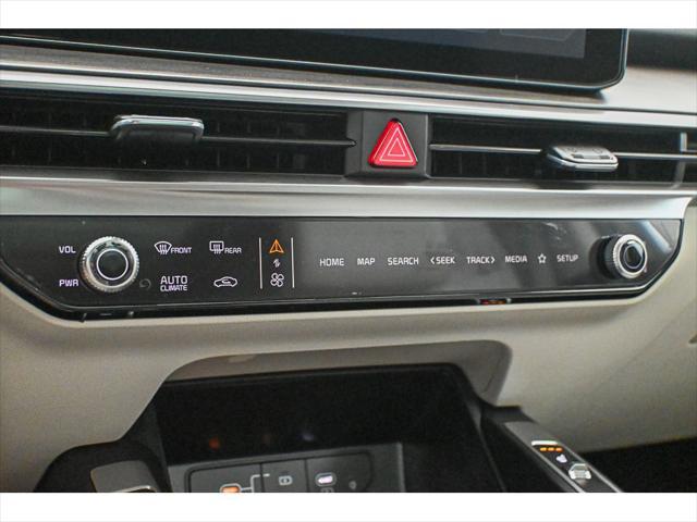 Photo of 2025 Jungle Green Kia Sorento