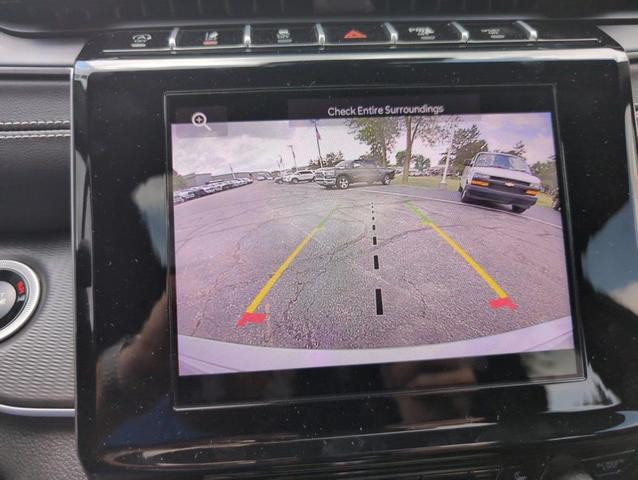 Photo of 2025 Silver Zynith Jeep Grand Cherokee