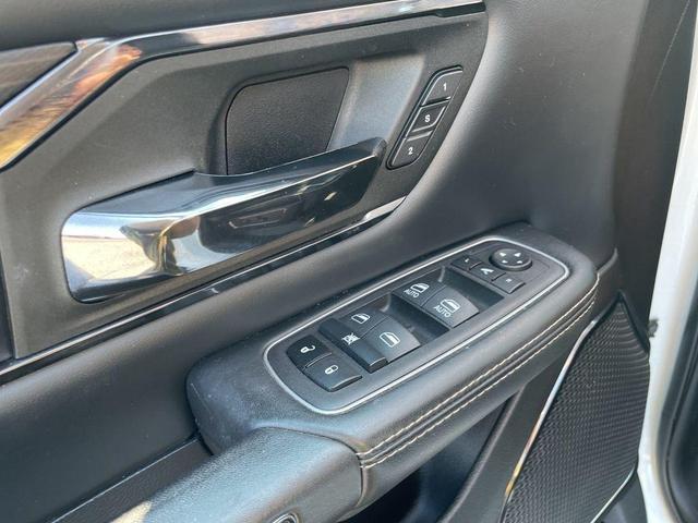 Photo of 2023 Bright White Clearcoat RAM 1500