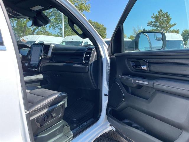 Photo of 2023 Bright White Clearcoat RAM 1500