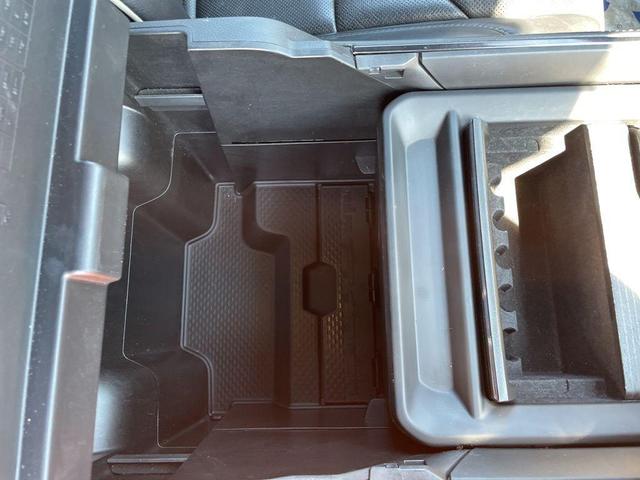 Photo of 2023 Bright White Clearcoat RAM 1500