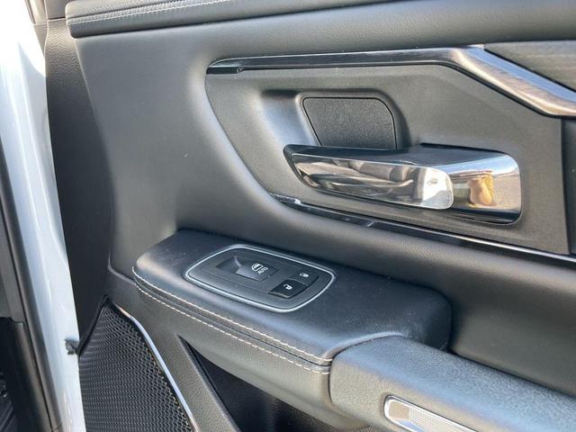 Photo of 2023 Bright White Clearcoat RAM 1500