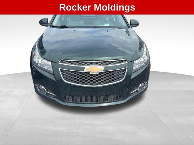 Photo of 2014 Rainforest Green Metallic Chevrolet Cruze
