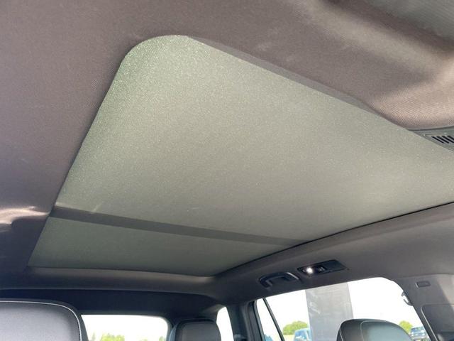 Photo of 2024 Platinum Gray Metallic Volkswagen Tiguan