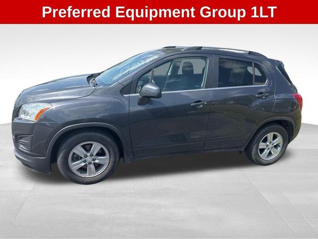 Photo of 2016 Cyber Gray Metallic Chevrolet Trax