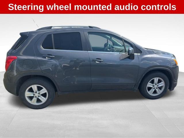Photo of 2016 Cyber Gray Metallic Chevrolet Trax
