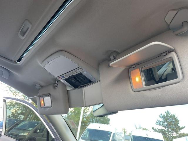 Photo of 2024 Crystal White Pearl Subaru Forester