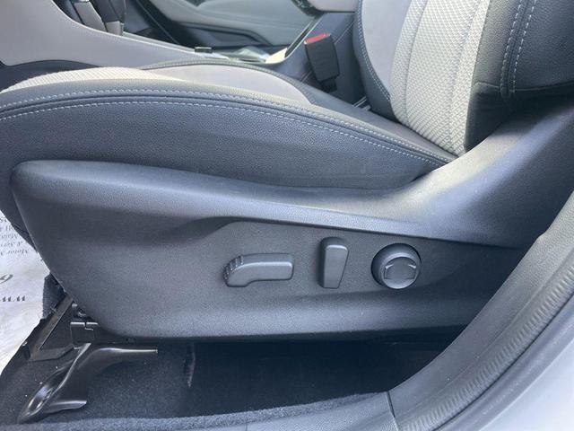 Photo of 2024 Crystal White Pearl Subaru Forester