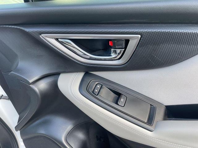 Photo of 2024 Crystal White Pearl Subaru Forester