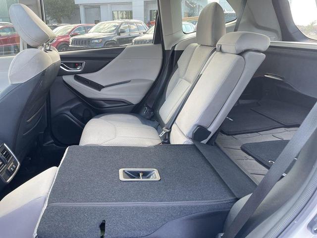 Photo of 2024 Crystal White Pearl Subaru Forester