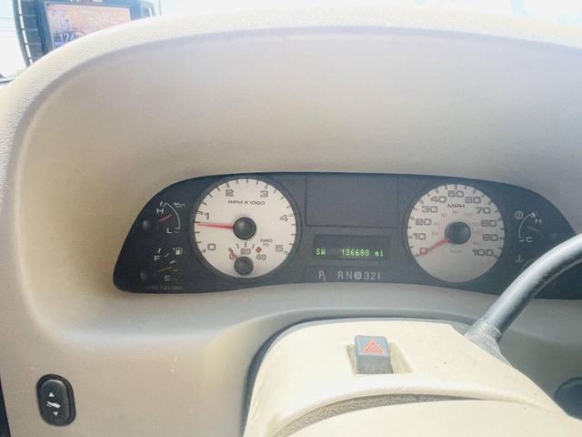 Photo of 2005 Oxford White Clearcoat Ford F-350