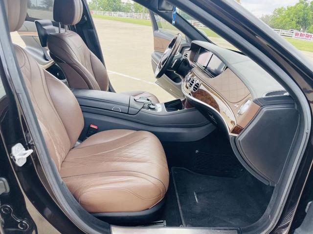 Photo of 2015 Black Mercedes-Benz S-Class