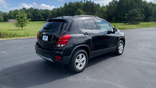 Photo of 2017 Mosaic Black Metallic Chevrolet Trax