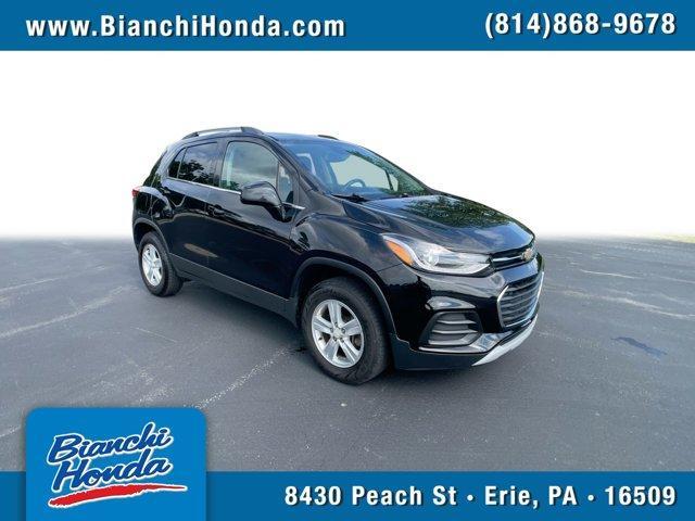 Photo of 2017 Mosaic Black Metallic Chevrolet Trax