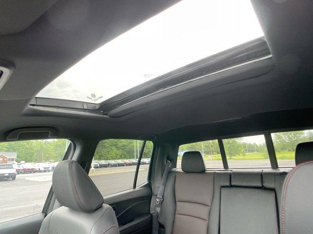 Photo of 2025 Crystal Black Pearl Honda Ridgeline